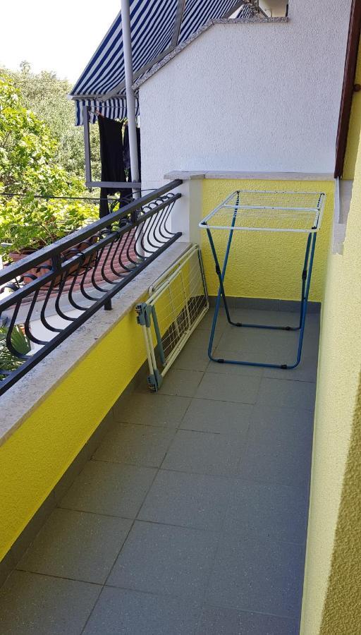 Paradise Beach Apartments Rovinj Exterior photo