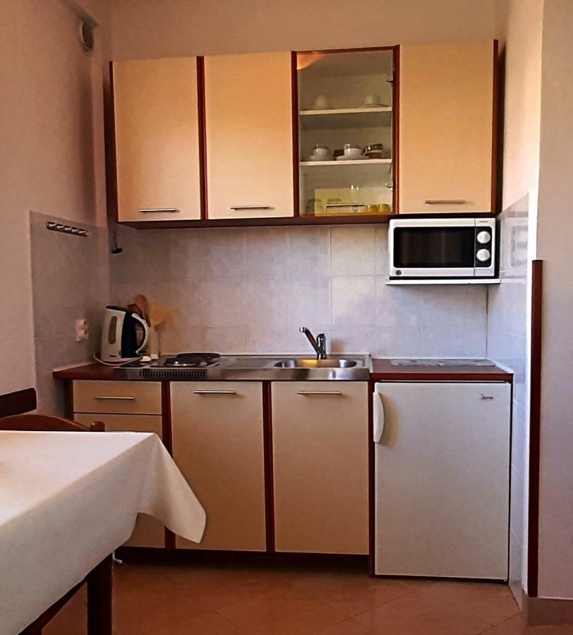 Paradise Beach Apartments Rovinj Exterior photo